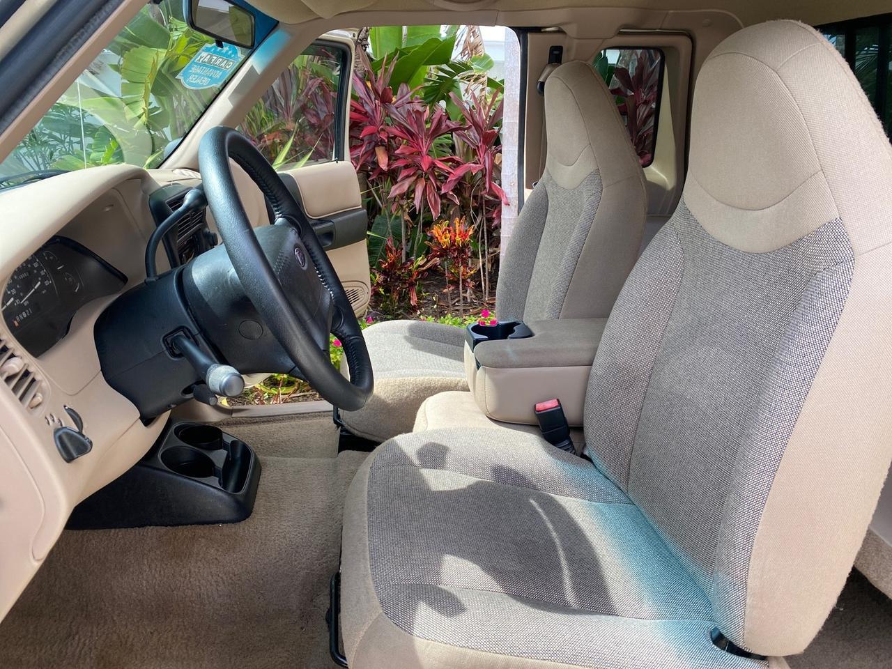 2002 Ford Ranger XLT X CAB CAMPER TOP LOW MILES 49,062 Pompano Beach FL