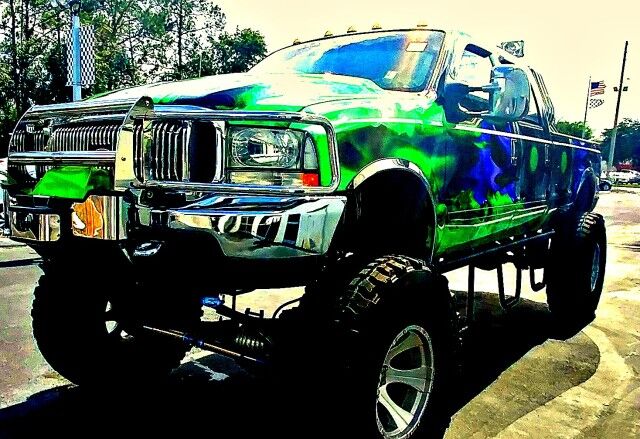 2002 Ford Super Duty F-350 SRW Lariat