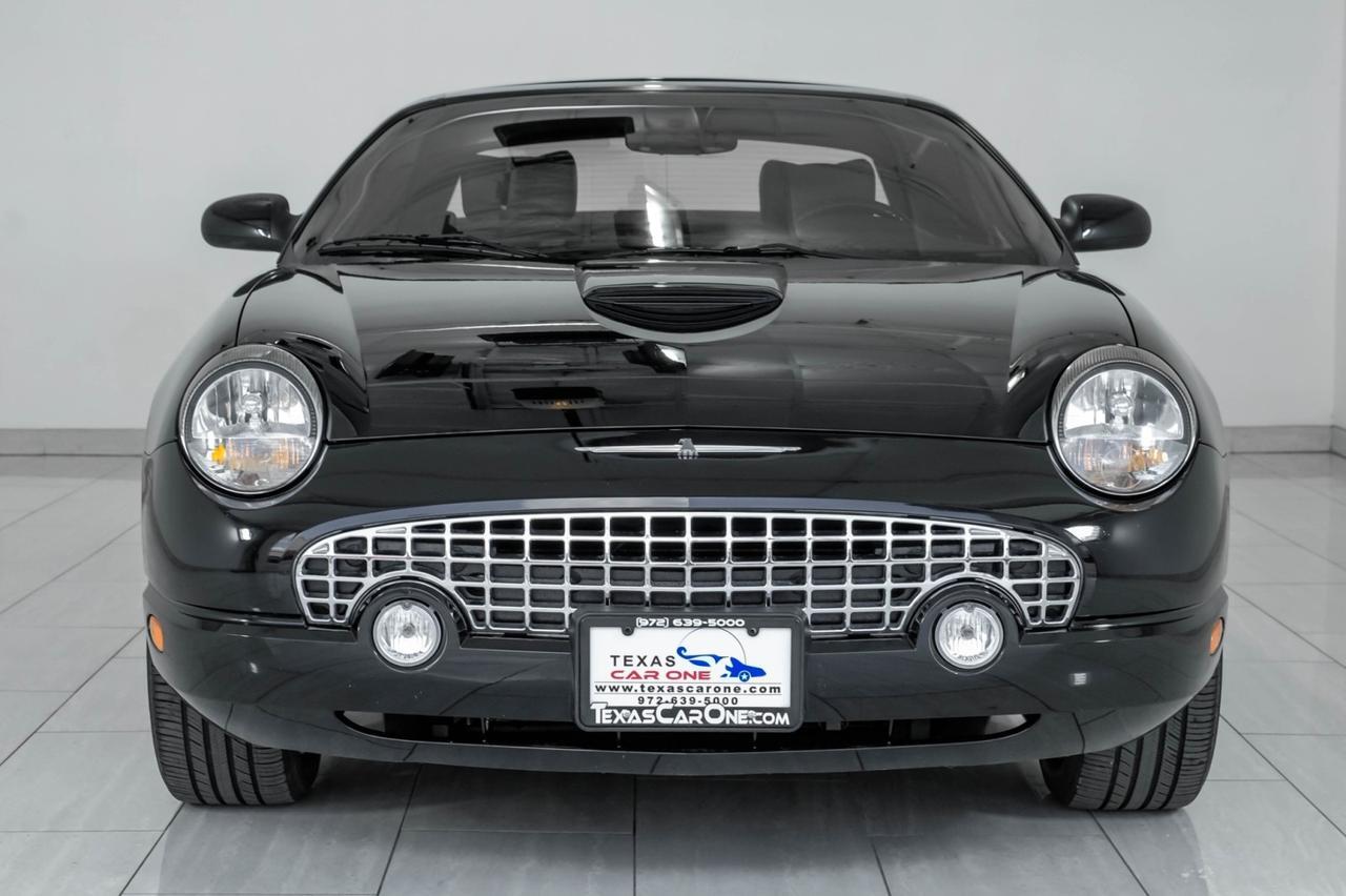 2002 Ford Thunderbird Premium photo 4