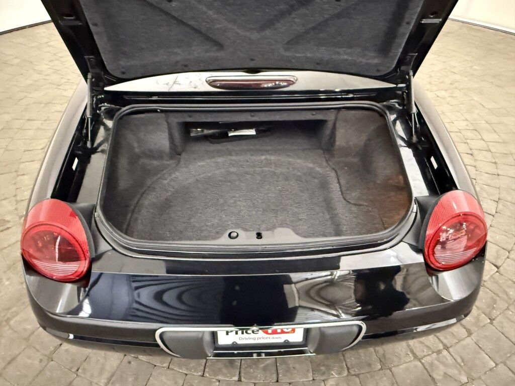 2002 Ford Thunderbird Convertible Deluxe Maumee OH