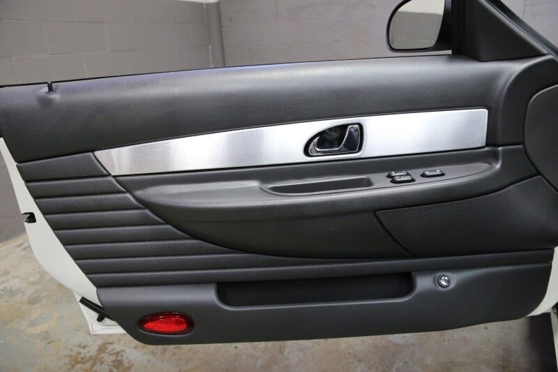 2002 Ford Thunderbird Premium Plainview NY