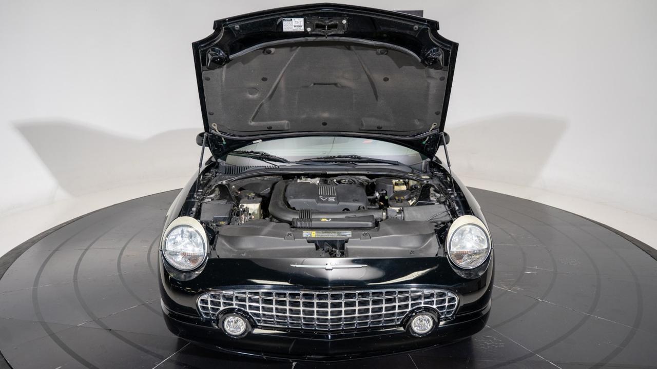 2002 Ford Thunderbird w/Hardtop Premium Franklin TN