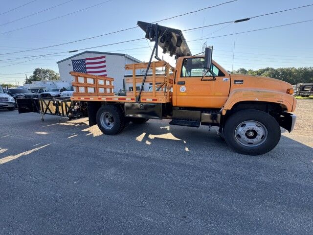 2002 GMC 7500 Attenuator Crash Cushion Truck