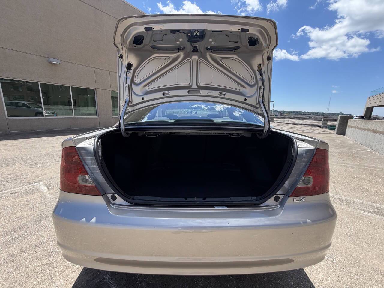 2002 Honda Civic LX 2dr Coupe Eldridge IA