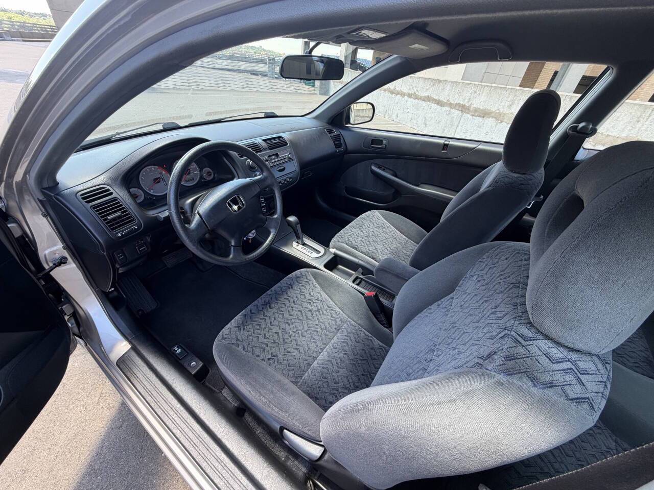 2002 Honda Civic LX 2dr Coupe Eldridge IA