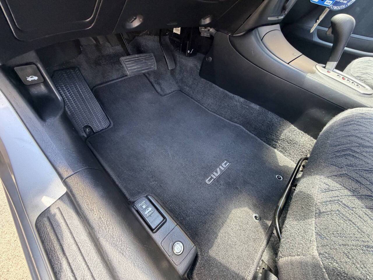 2002 Honda Civic LX 2dr Coupe Eldridge IA