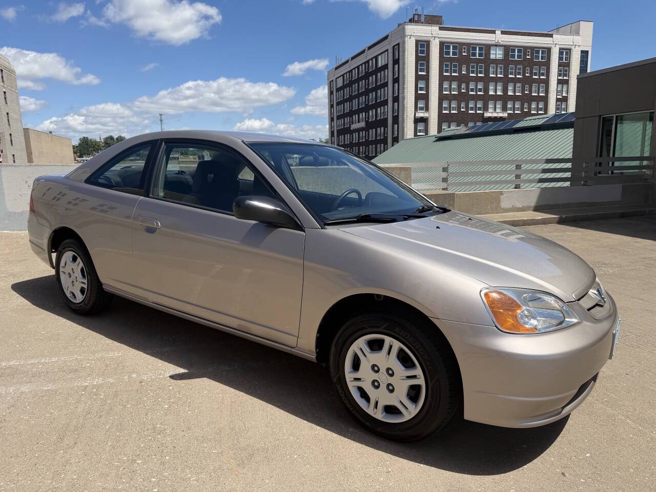2002 Honda Civic LX 2dr Coupe Eldridge IA