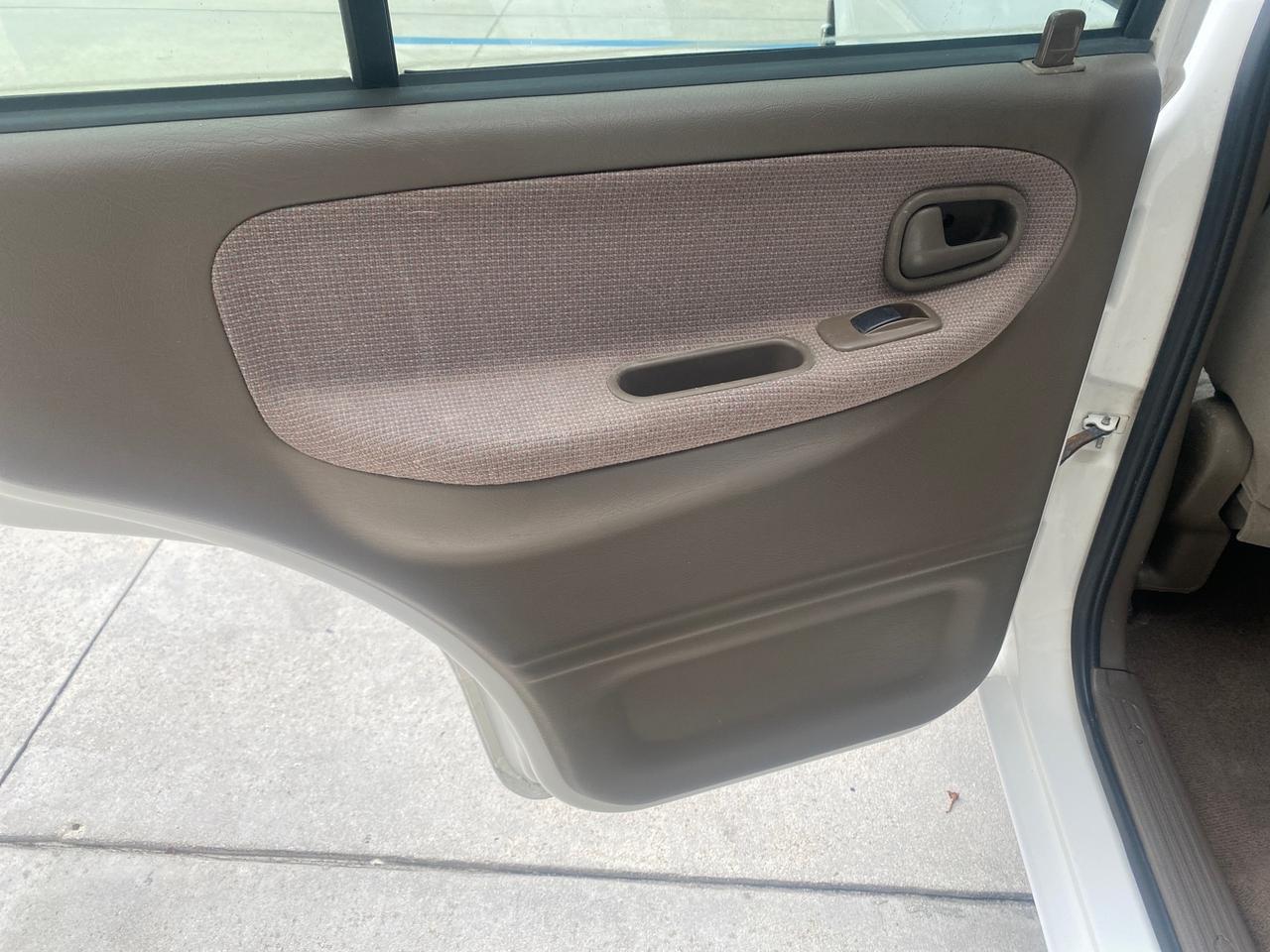 2002 Kia Sportage SUV LOW MILES 37,679 Pompano Beach FL