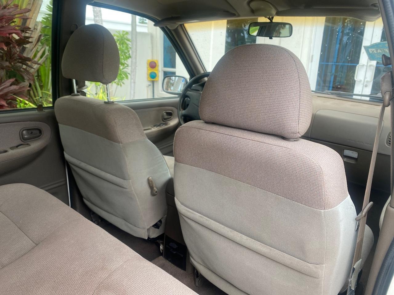 2002 Kia Sportage SUV LOW MILES 37,679 Pompano Beach FL