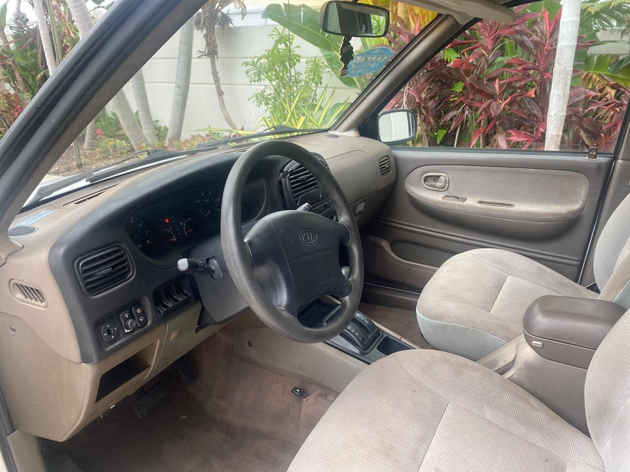 2002 Kia Sportage SUV LOW MILES 37,679 Pompano Beach FL
