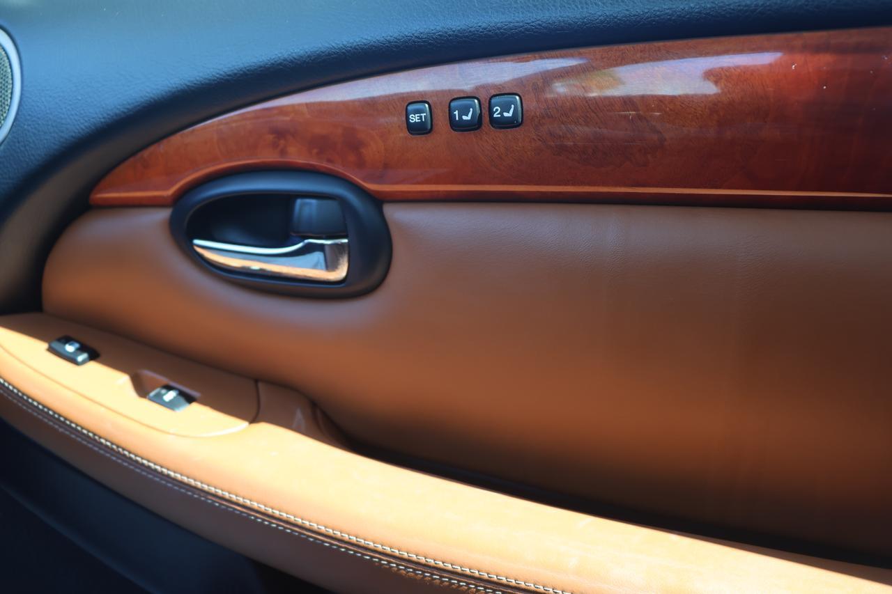 2002 LEXUS SC 430 Houston TX