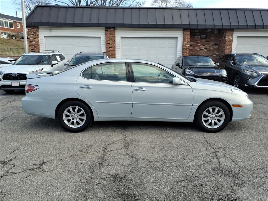 2002 Lexus ES 300 Base
