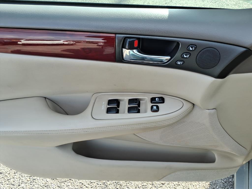 2002 Lexus ES 300 Base Roanoke VA