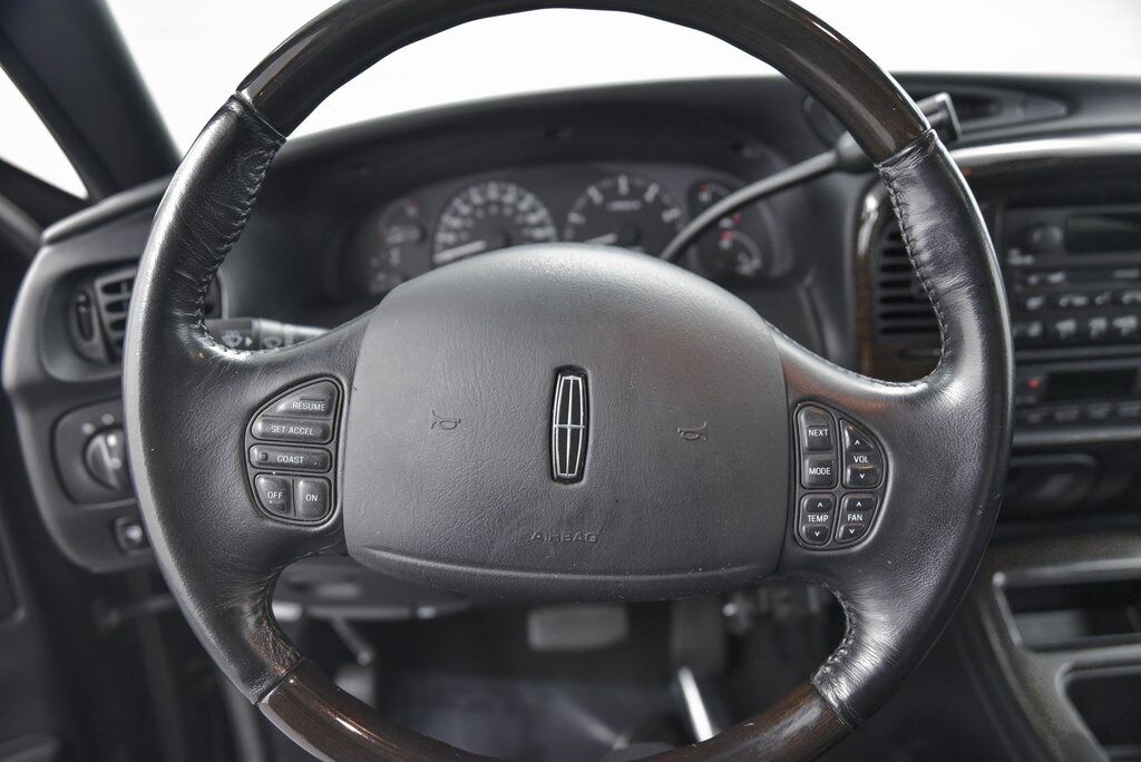 2002 Lincoln Blackwood Base AKRON OH