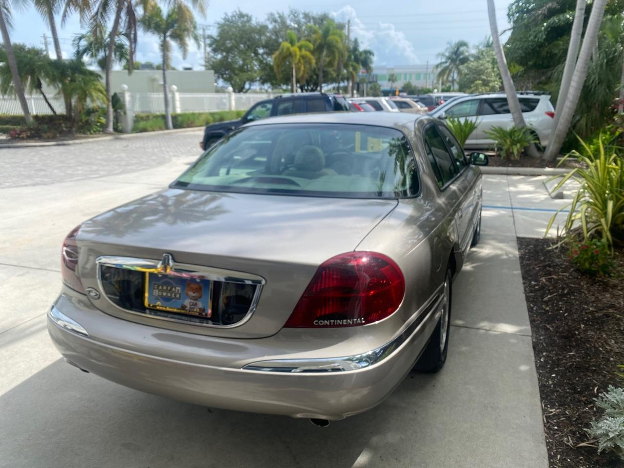 2002 Lincoln Continental LOW MILES 60,071 1 OWNER FLORIDA Pompano Beach FL