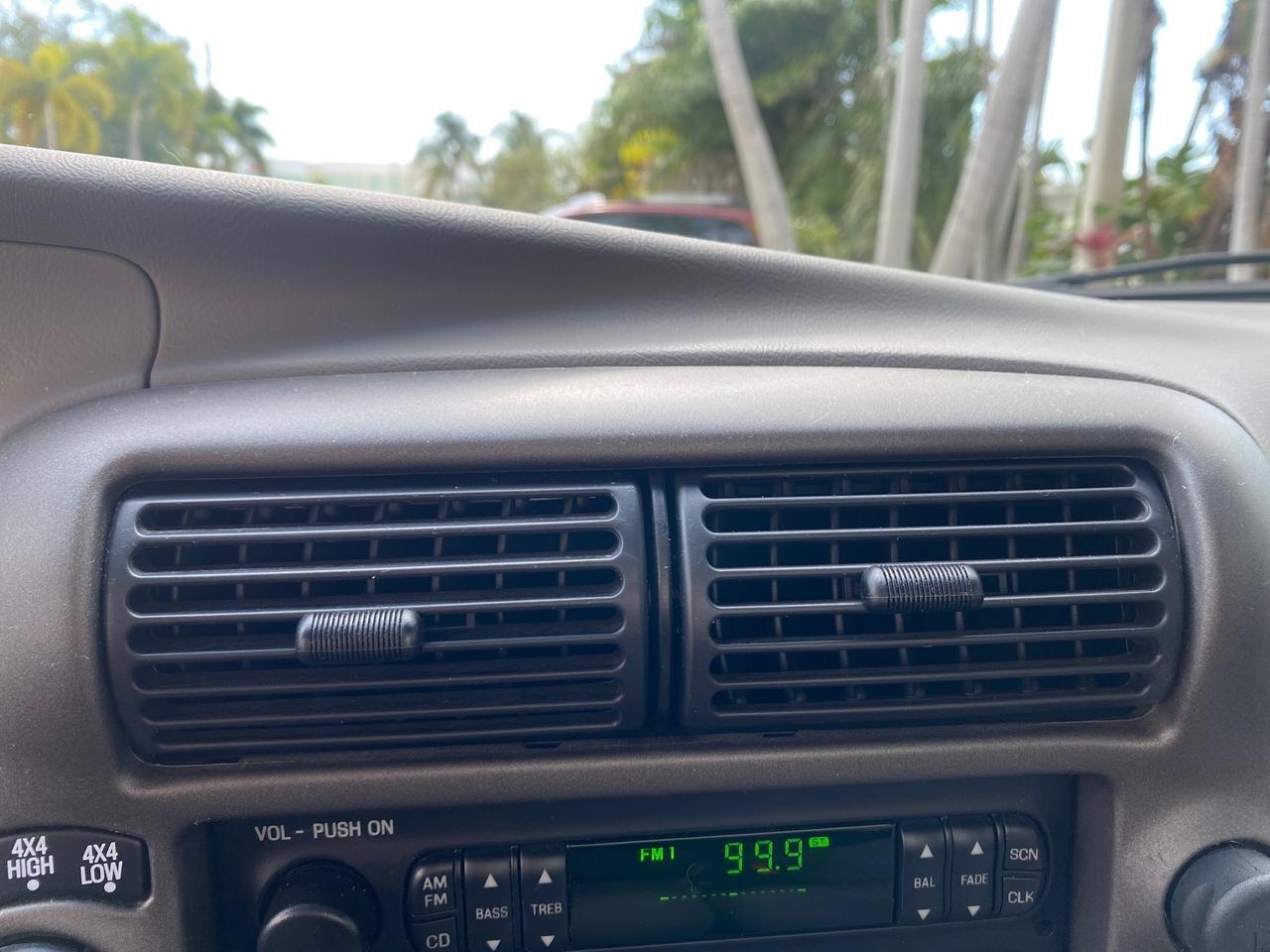 2002 Mazda B-Series 3000 4WD Truck SE 1 OWNER Pompano Beach FL