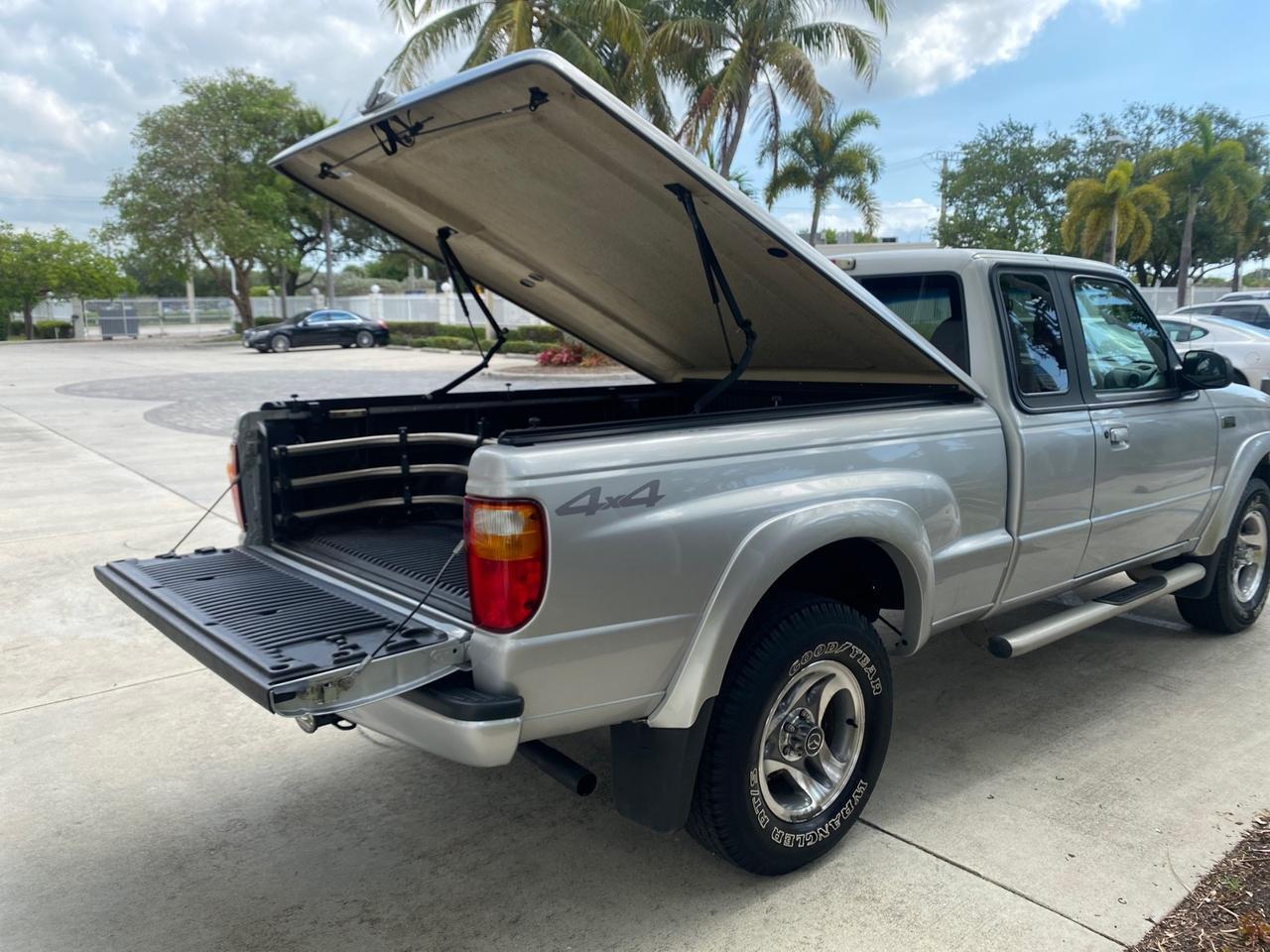 2002 Mazda B-Series 3000 4WD Truck SE 1 OWNER Pompano Beach FL