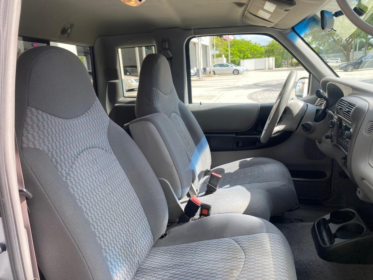 2002 Mazda B-Series 3000 4WD Truck SE 1 OWNER Pompano Beach FL