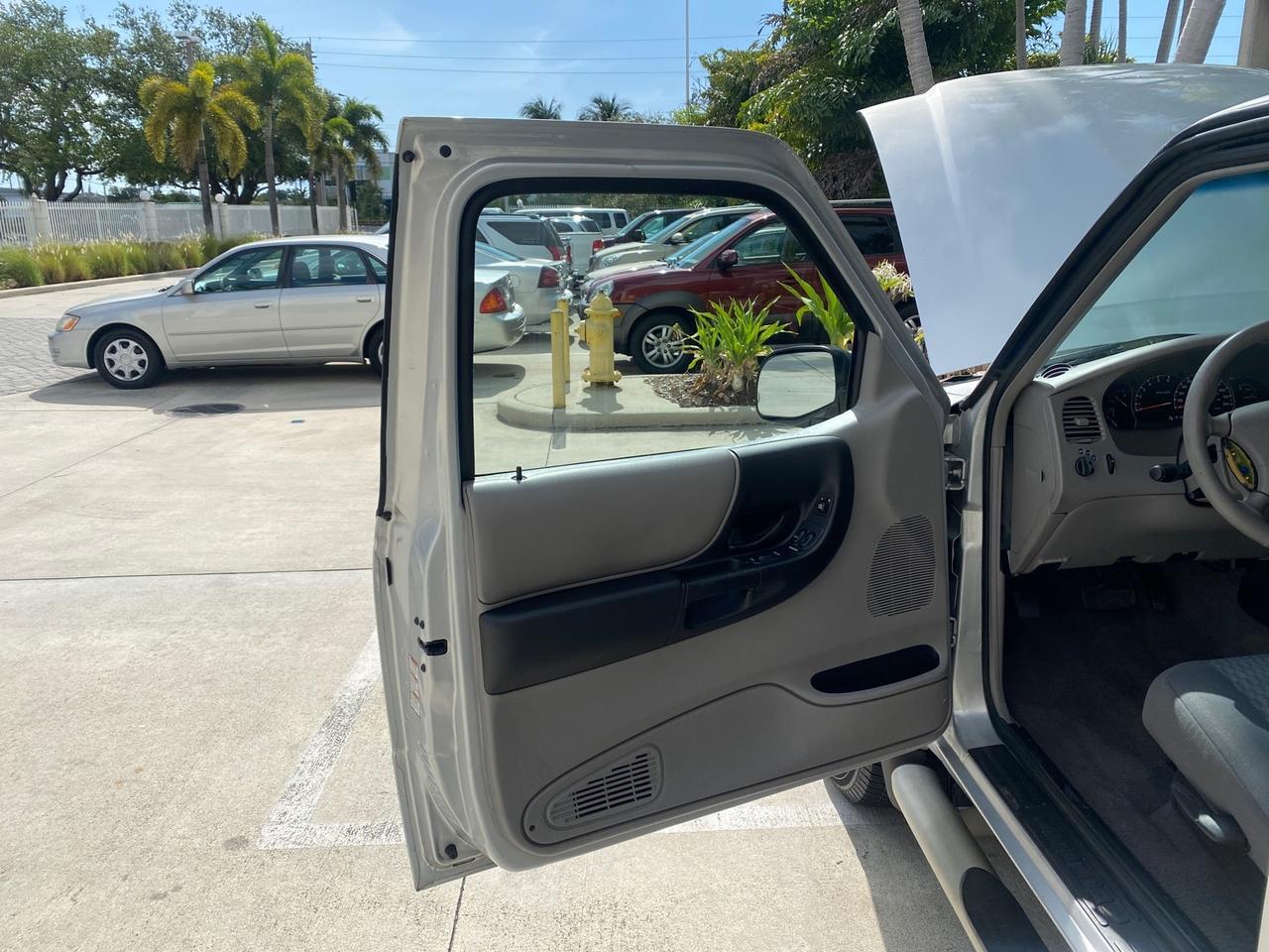 2002 Mazda B-Series 3000 4WD Truck SE 1 OWNER Pompano Beach FL