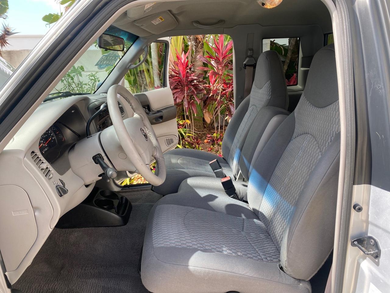 2002 Mazda B-Series 3000 4WD Truck SE 1 OWNER Pompano Beach FL