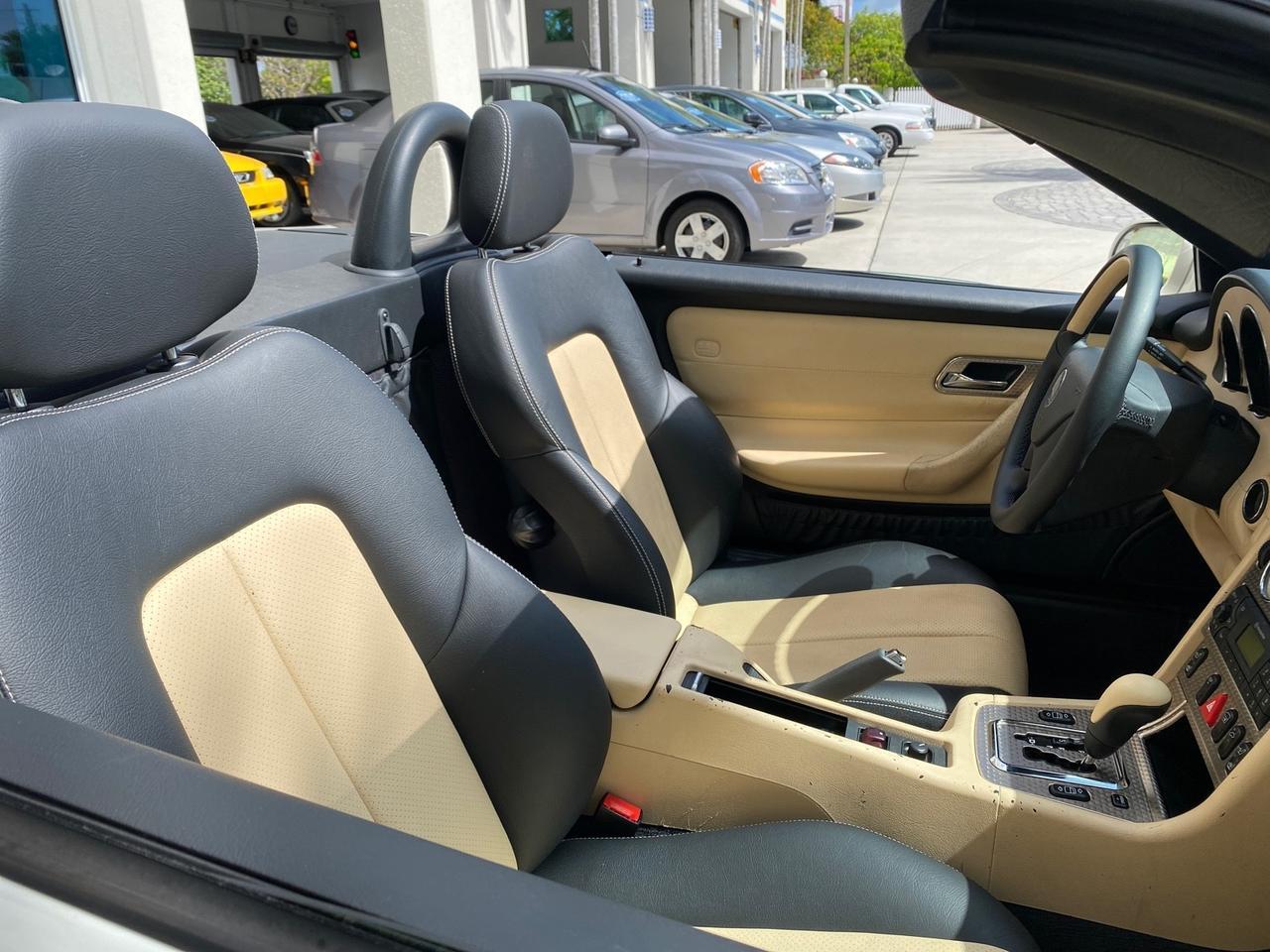 2002 Mercedes-Benz SLK-Class 2.3L SLK CONV LOW MILES 48,941 Pompano Beach FL