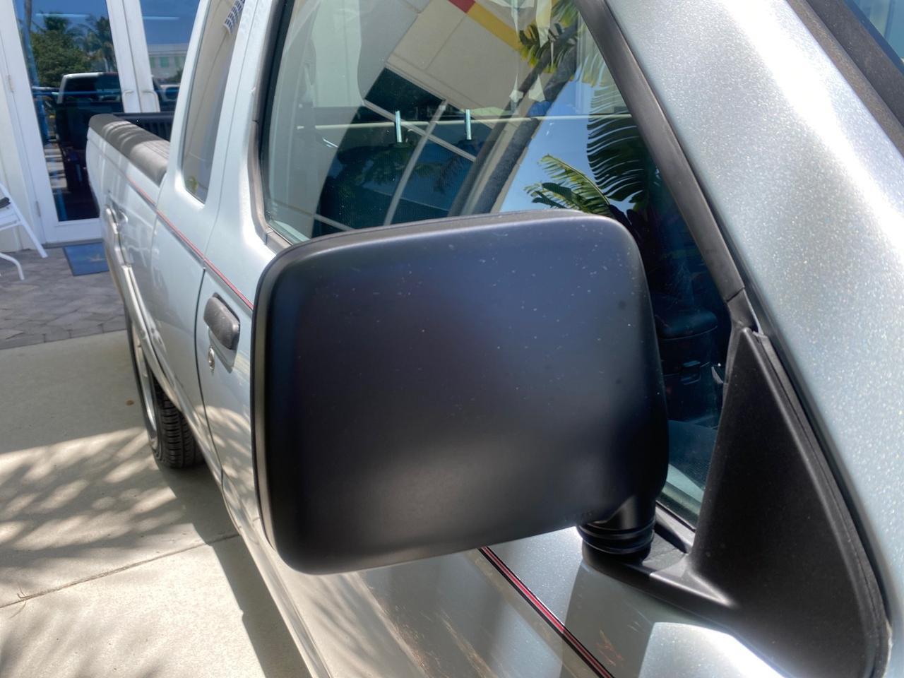 2002 Nissan Frontier 2WD XE XCAB 5 SPD AC 4 CYL Pompano Beach FL