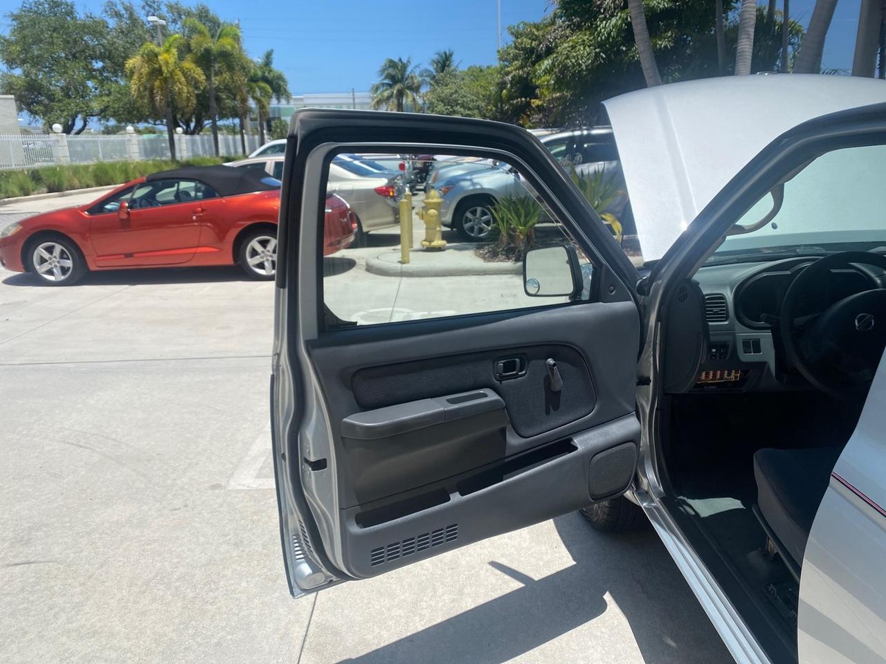 2002 Nissan Frontier 2WD XE XCAB 5 SPD AC 4 CYL Pompano Beach FL