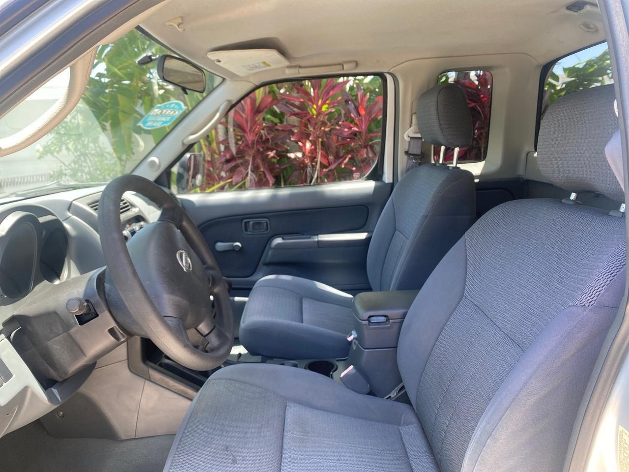 2002 Nissan Frontier 2WD XE XCAB 5 SPD AC 4 CYL Pompano Beach FL