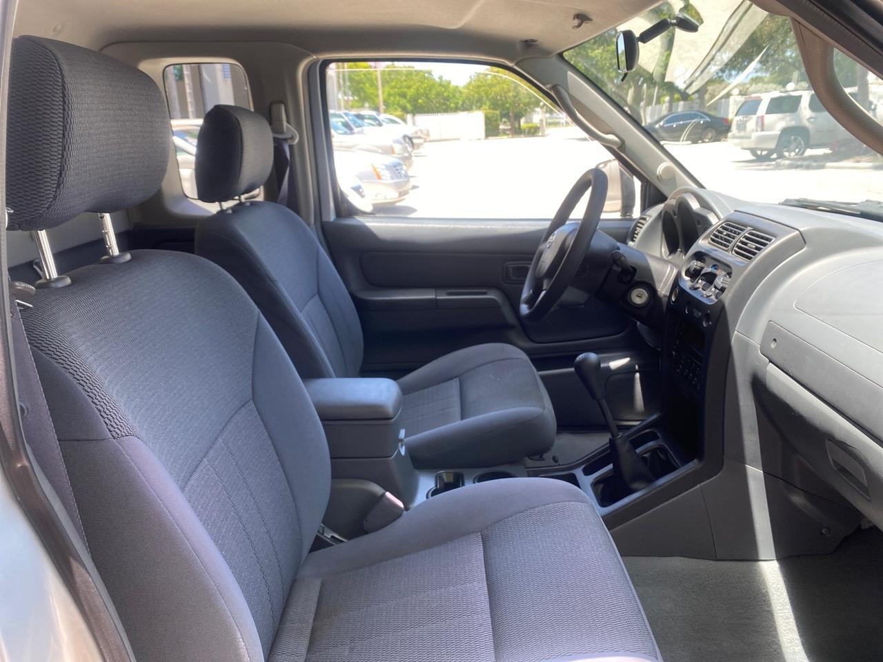 2002 Nissan Frontier 2WD XE XCAB 5 SPD AC 4 CYL Pompano Beach FL