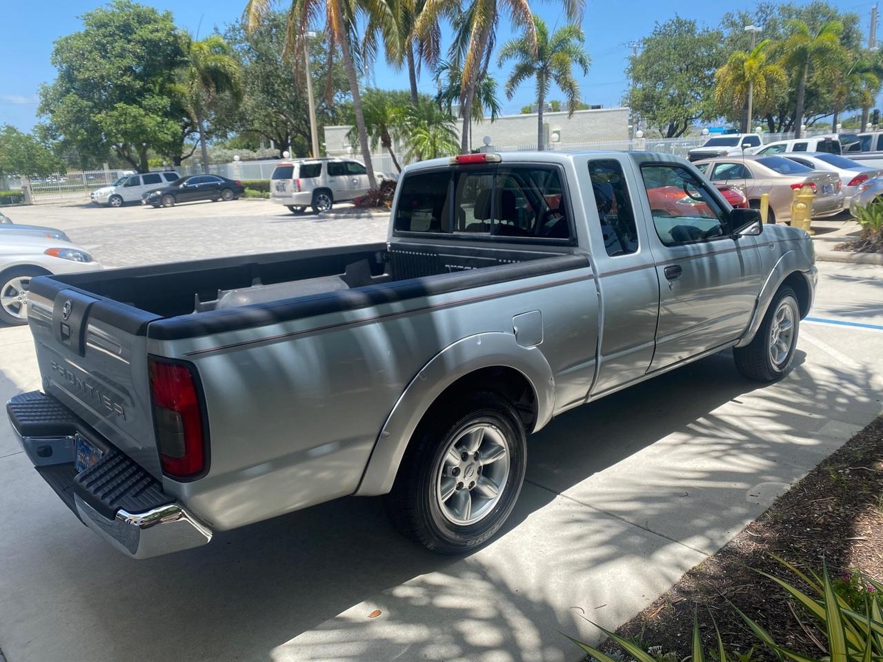 2002 Nissan Frontier 2WD XE XCAB 5 SPD AC 4 CYL Pompano Beach FL