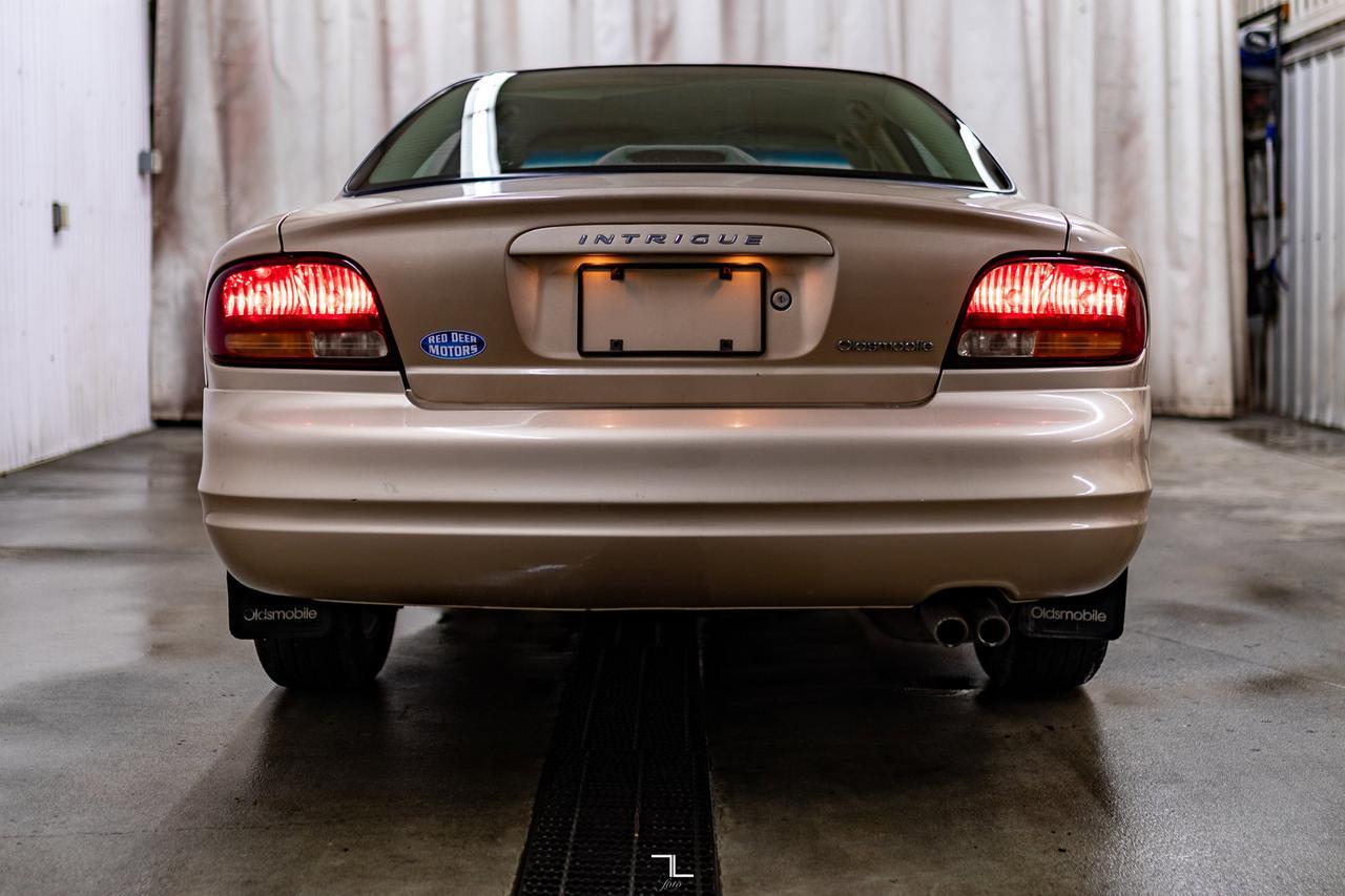 2002 Oldsmobile Intrigue GX PSeat Red Deer AB