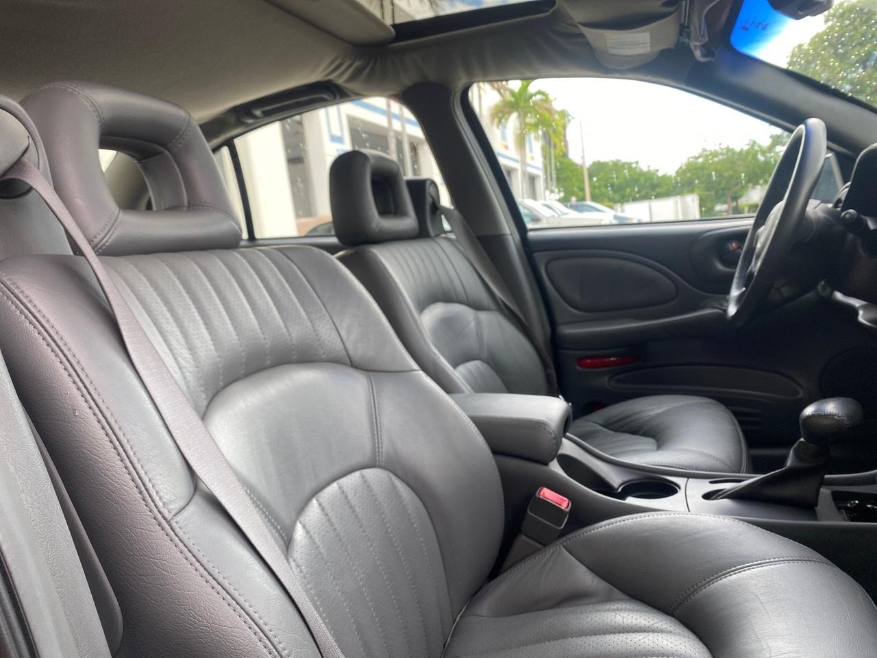 2002 Pontiac Bonneville SLE LOW MILES 82,619 Pompano Beach FL