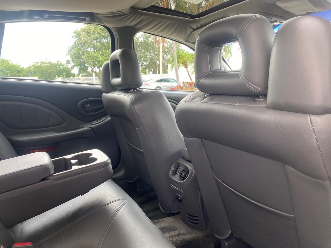 2002 Pontiac Bonneville SLE LOW MILES 82,619 Pompano Beach FL