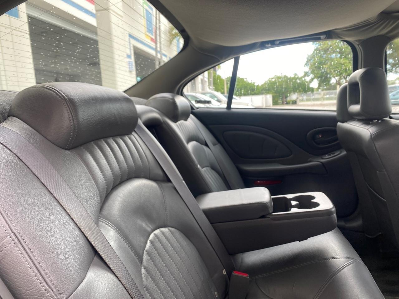 2002 Pontiac Bonneville SLE LOW MILES 82,619 Pompano Beach FL