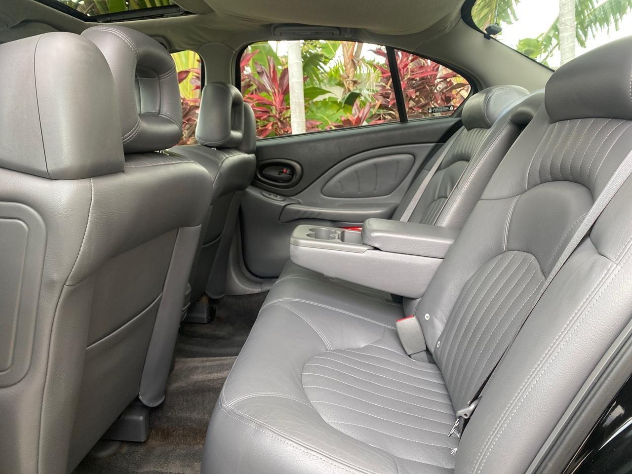 2002 Pontiac Bonneville SLE LOW MILES 82,619 Pompano Beach FL