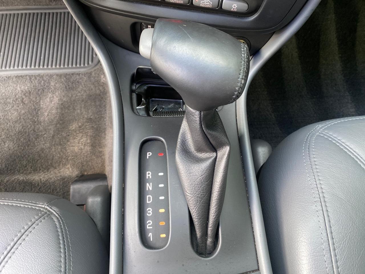 2002 Pontiac Bonneville SLE LOW MILES 82,619 Pompano Beach FL