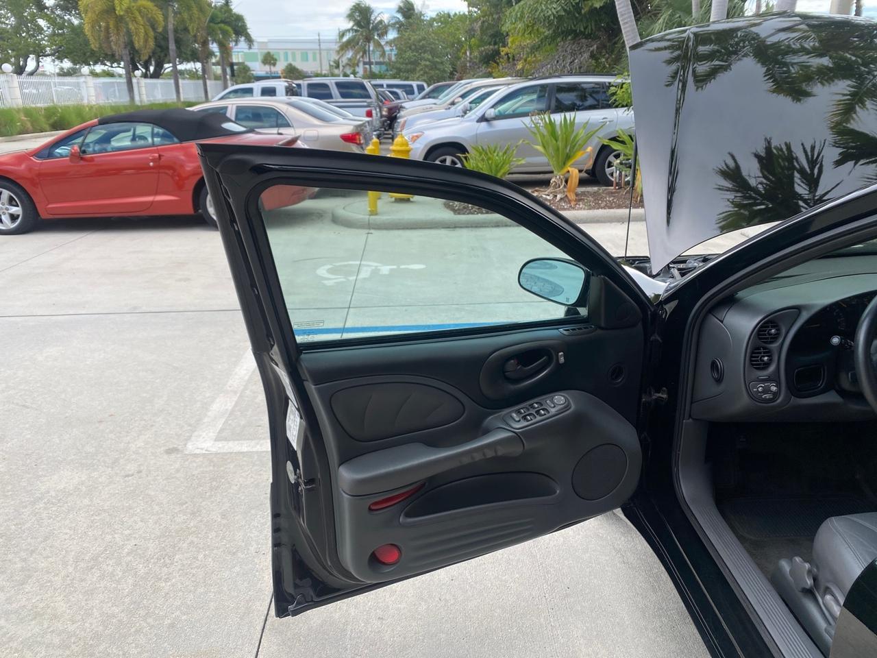 2002 Pontiac Bonneville SLE LOW MILES 82,619 Pompano Beach FL
