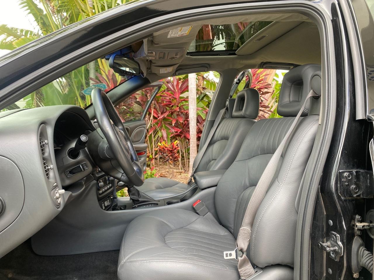 2002 Pontiac Bonneville SLE LOW MILES 82,619 Pompano Beach FL