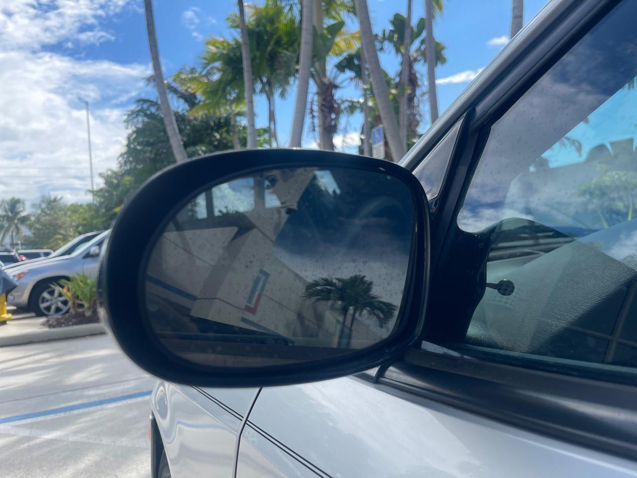 2002 Saturn SL2 LOW MILES 51,437 1 OWNER FLORIDA Pompano Beach FL