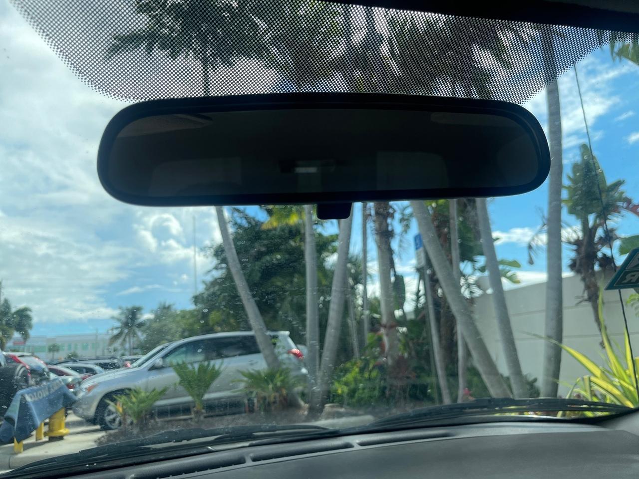 2002 Saturn SL2 LOW MILES 51,437 1 OWNER FLORIDA Pompano Beach FL