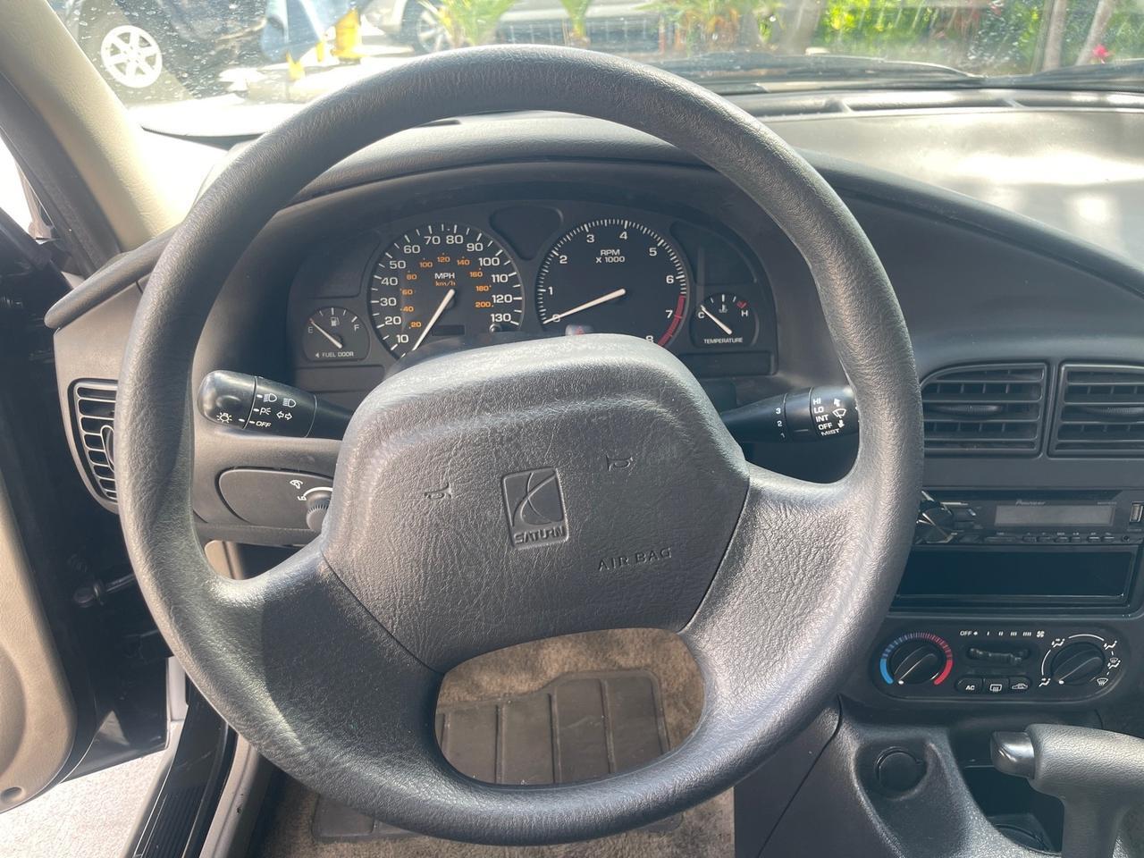 2002 Saturn SL2 LOW MILES 51,437 1 OWNER FLORIDA Pompano Beach FL