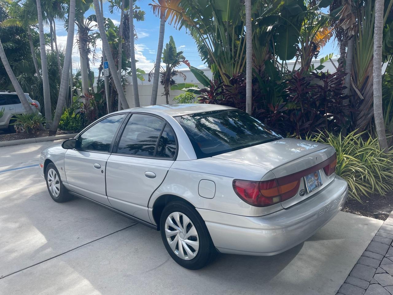 2002 Saturn SL2 LOW MILES 51,437 1 OWNER FLORIDA Pompano Beach FL