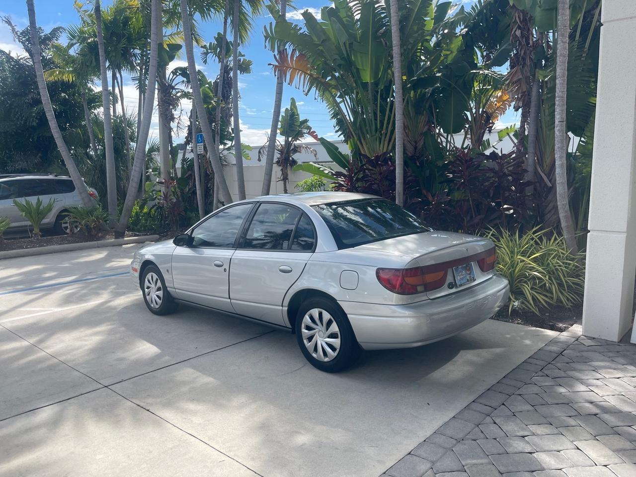 2002 Saturn SL2 LOW MILES 51,437 1 OWNER FLORIDA Pompano Beach FL