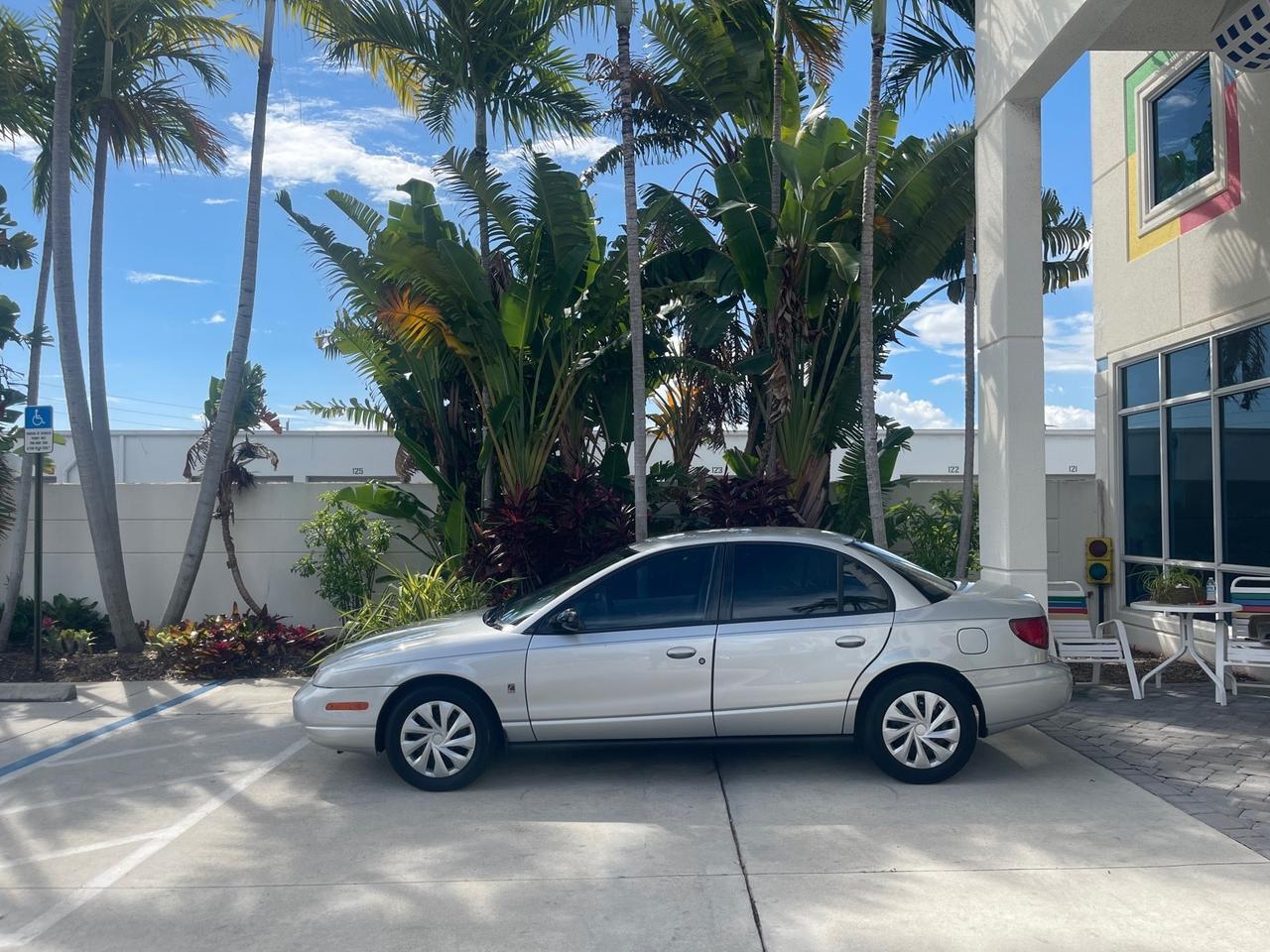 2002 Saturn SL2 LOW MILES 51,437 1 OWNER FLORIDA Pompano Beach FL