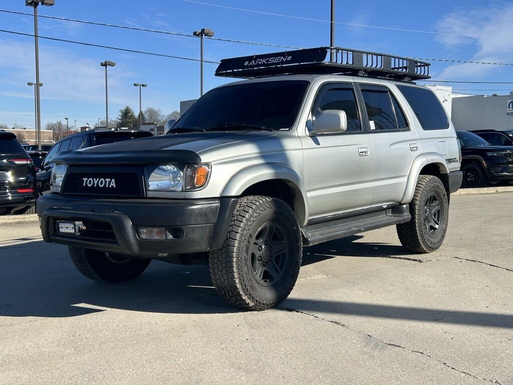 2002 Toyota 4Runner SR5