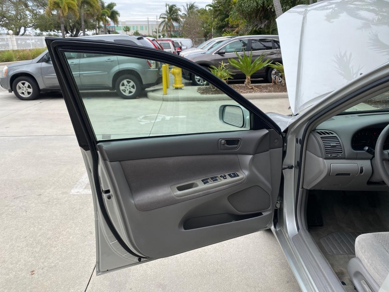 2002 Toyota Camry LE 4CYL LOW MILES 43,045 1 OWNER Pompano Beach FL