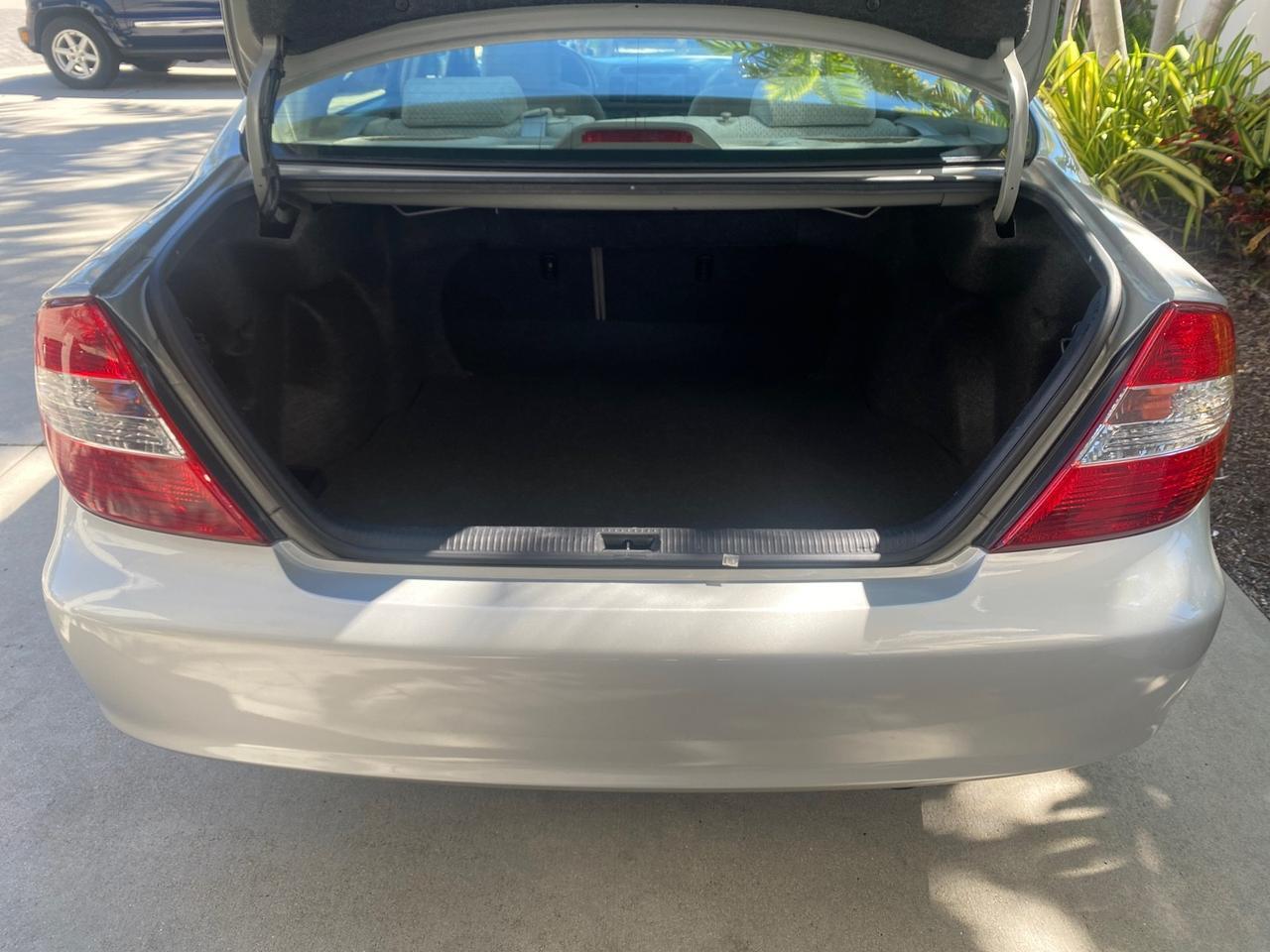 2002 Toyota Camry LE LOW MILES 66,209 1 OWNER Pompano Beach FL
