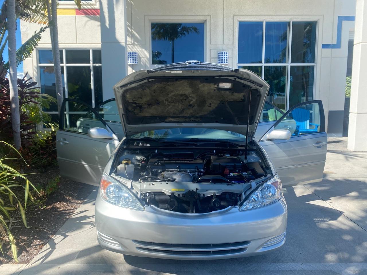2002 Toyota Camry LE LOW MILES 66,209 1 OWNER Pompano Beach FL