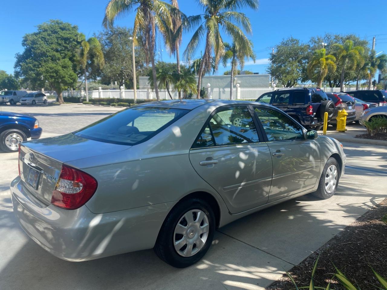 2002 Toyota Camry LE LOW MILES 66,209 1 OWNER Pompano Beach FL