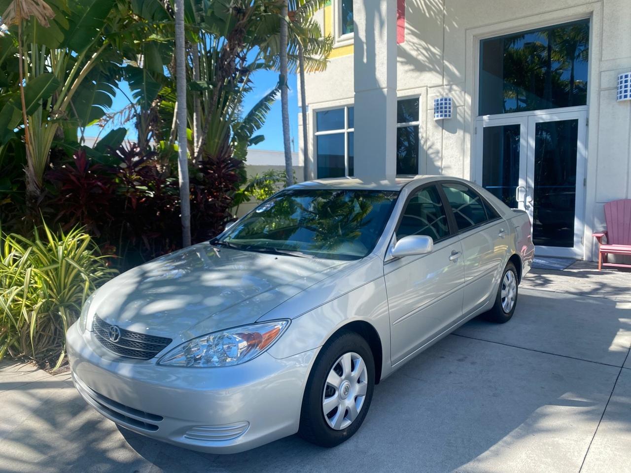 2002 Toyota Camry LE LOW MILES 66,209 1 OWNER Pompano Beach FL